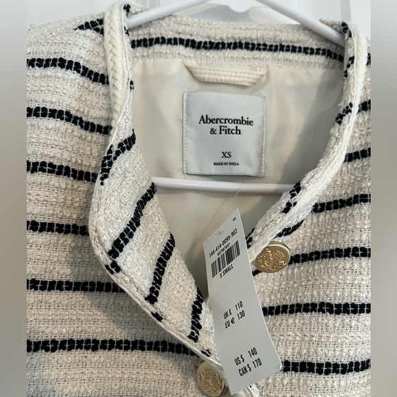 Abercrombie & Fitch - Collarless Tweed Jacket in Black/Cream, XS - Picture 5 of 9